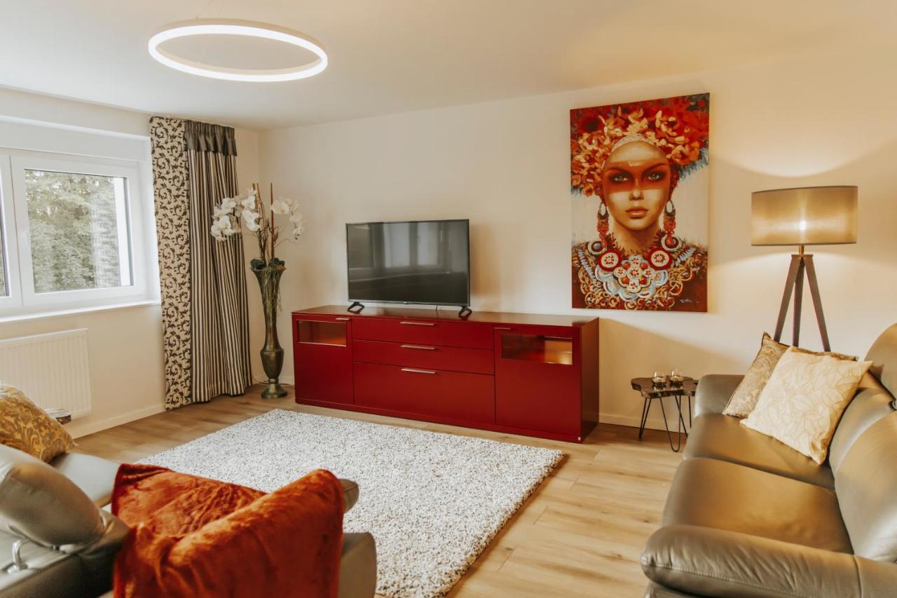 BlumenRaum - Ferienwohnung In קרלסרוהה מראה חיצוני תמונה